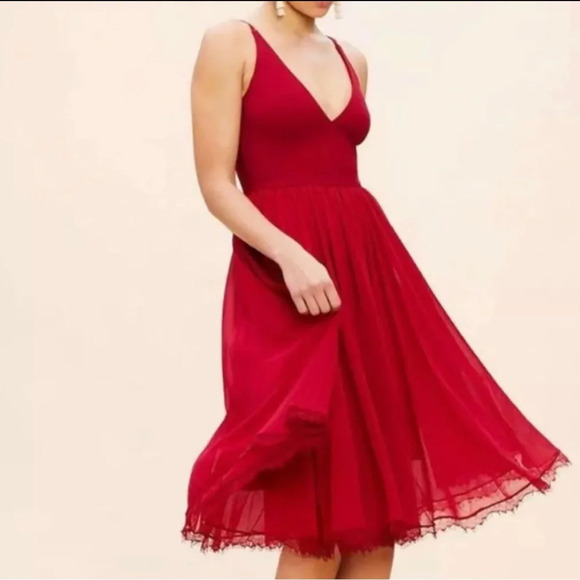 Dress the Population Dresses & Skirts - NWT Dress The Population Alicia Chiffon Lace Fit & Flare Midi Dress Garnet XL